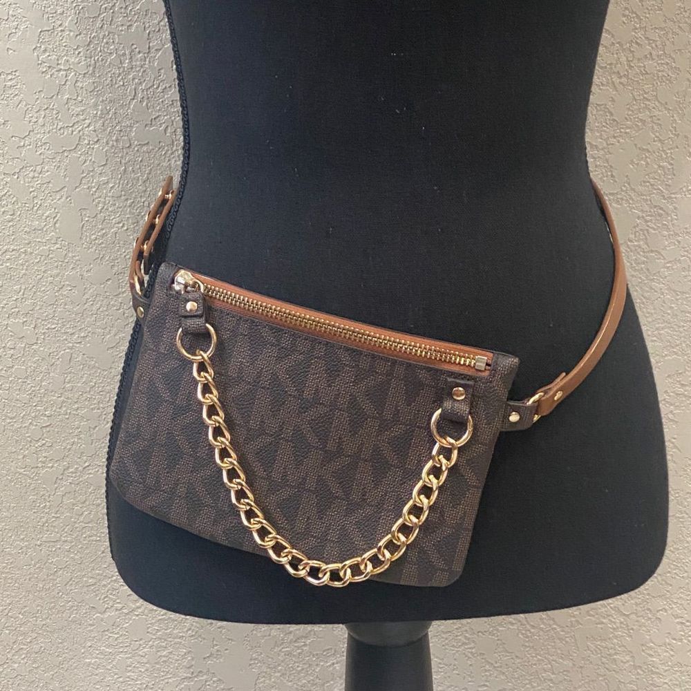 COPY - Michael KORS Chain Signature Belt Bag Size S NWT